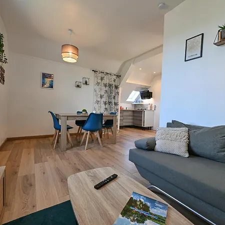 La Belle Rive Du Voyageur Apartment